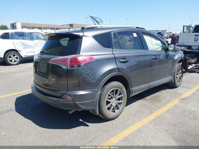 Vin: jtmzfrev0hj111121, lot: 46575712, toyota rav4 le 20174