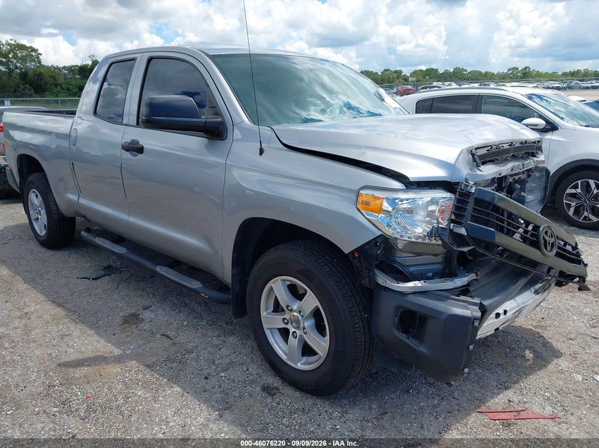 TOYOTA TUNDRA - zdjęcie 1