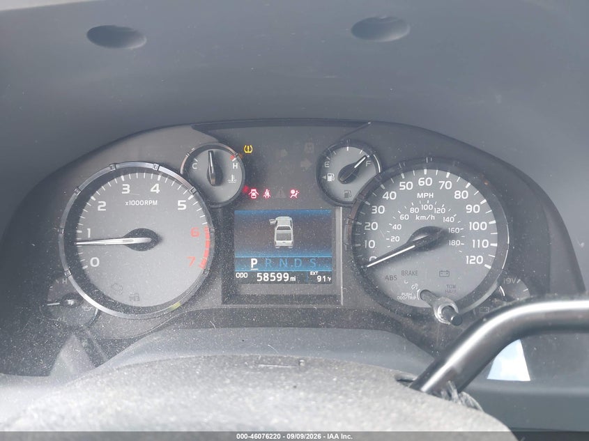 TOYOTA TUNDRA - zdjęcie 7