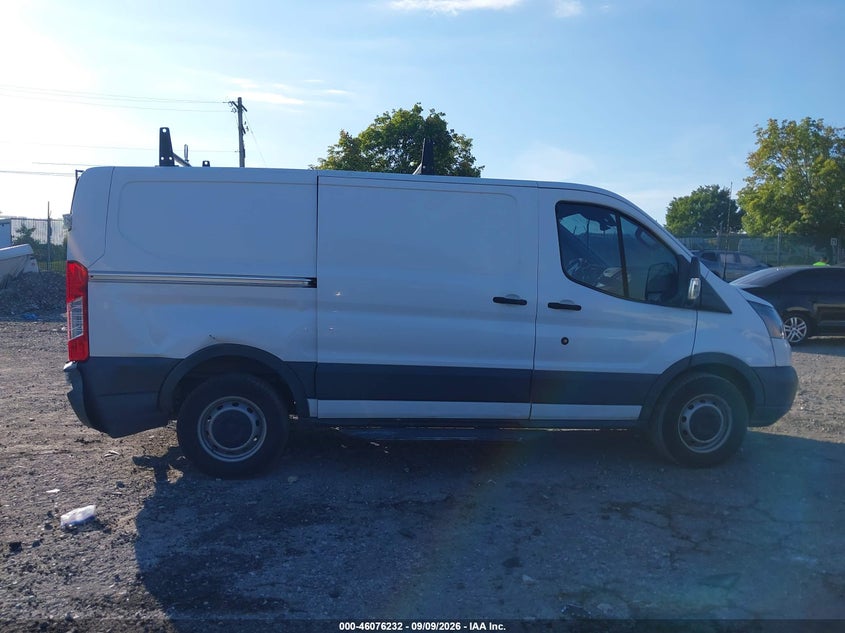 2018 FORD TRANSIT-150 · Фото 12