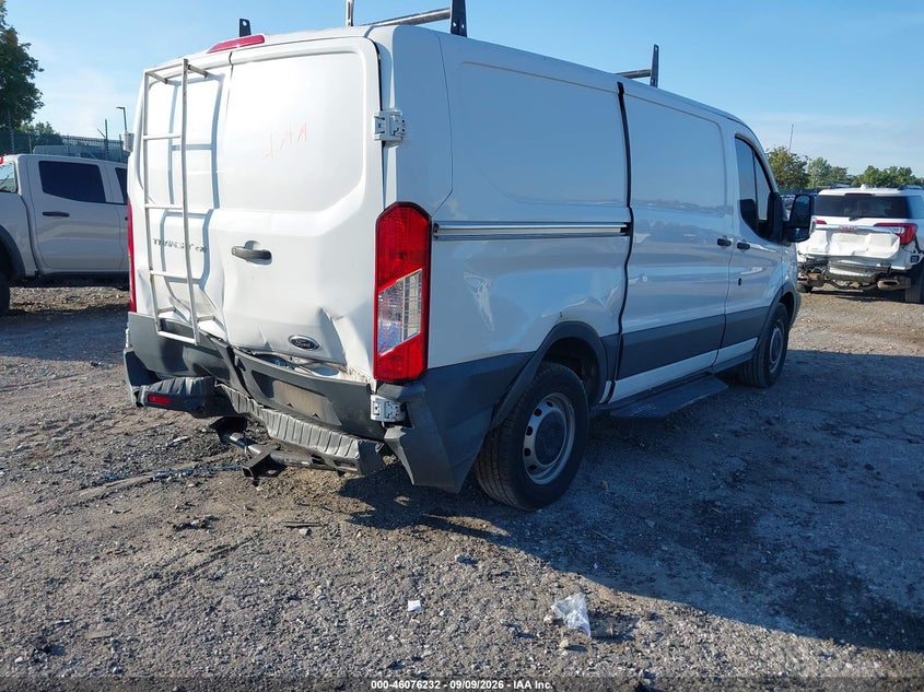 2018 FORD TRANSIT-150 · Фото 4