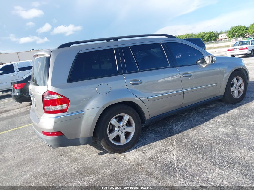 2007 MERCEDES-BENZ GL 450 auction photo 4
