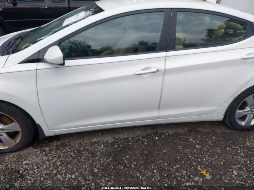2013 HYUNDAI ELANTRA auction photo 6