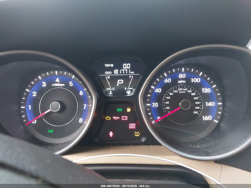 2013 HYUNDAI ELANTRA auction photo 7