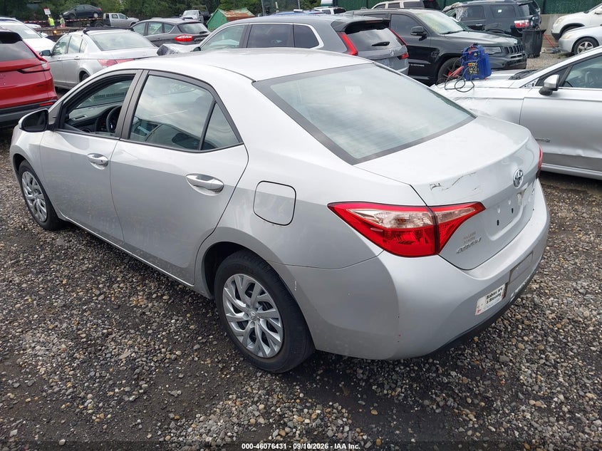 2018 TOYOTA COROLLA auction photo 3