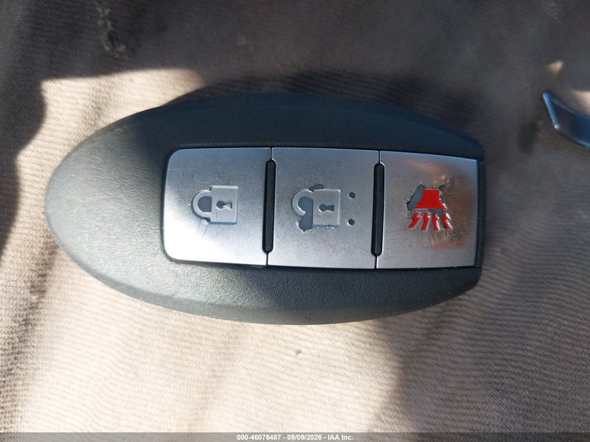 NISSAN JUKE 2011 VIN JN8AF5MV4BT015919