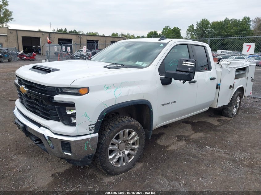 2025 Chevrolet Silverado 3500Hd 4Wd Long Bed Work Truck, Левый бок, IAAI, VIN 1GB5KSEY8SF127576 — фото 2