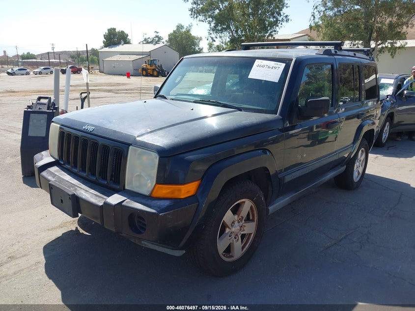 2006 Jeep Commander, Normal Wear & Tear, IAAI, VIN 1J8HH48K76C254152 — photo 2