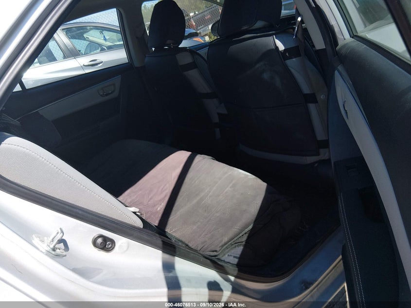 2015 TOYOTA COROLLA auction photo 8
