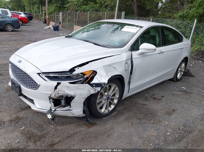 Vin: 3fa6p0su4lr259414, lot: 46576071, ford fusion plug-in hybrid titanium 20202