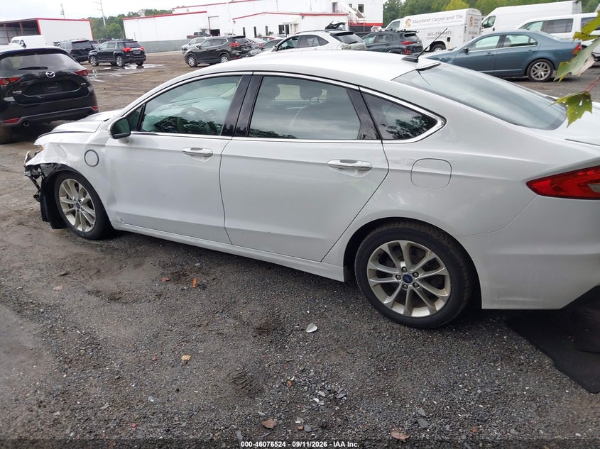 Vin: 3fa6p0su4lr259414, lot: 46576071, ford fusion plug-in hybrid titanium 20203