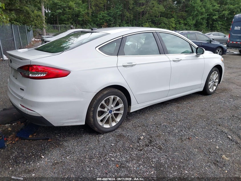 Vin: 3fa6p0su4lr259414, lot: 46576071, ford fusion plug-in hybrid titanium 20204