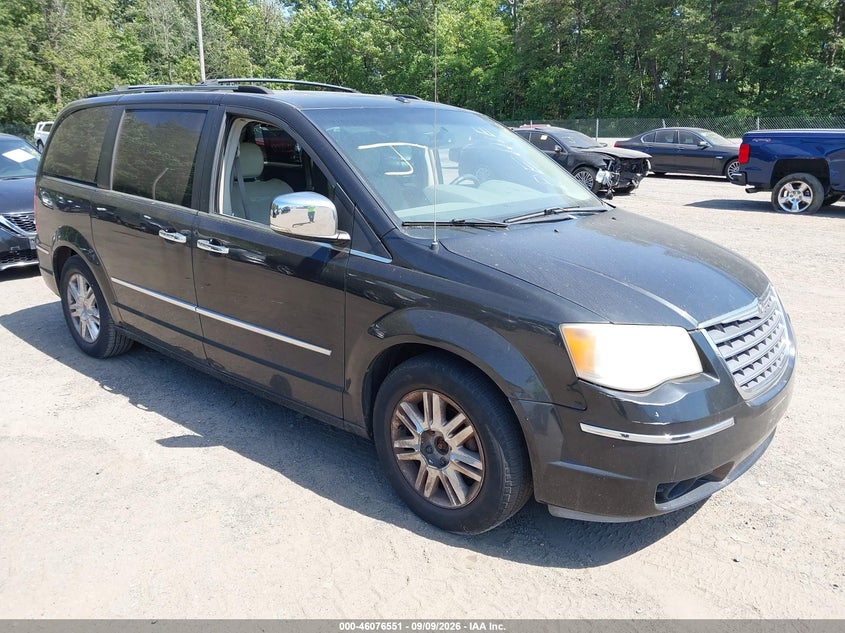 2008 CHRYSLER TOWN & COUNTRY auction photo 1