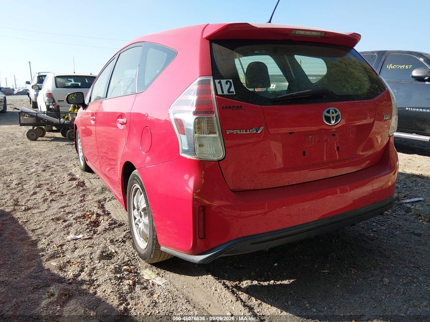 2016 TOYOTA PRIUS V auction photo 3