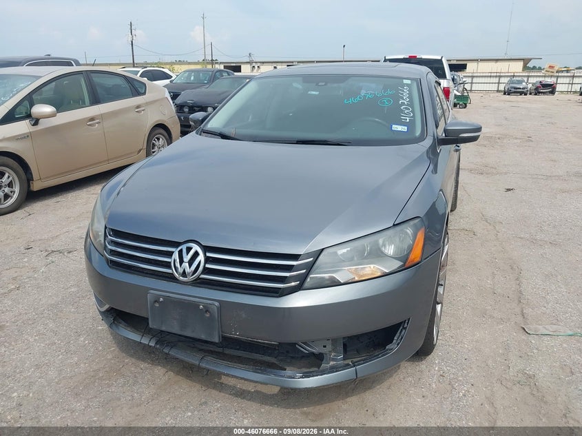 2013 VOLKSWAGEN PASSAT auction photo 6