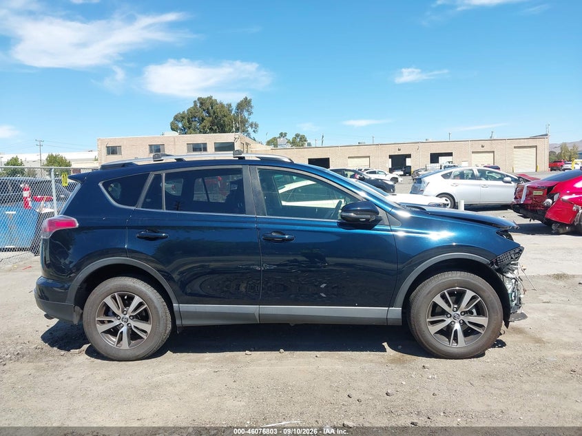TOYOTA RAV4 - zdjęcie 14