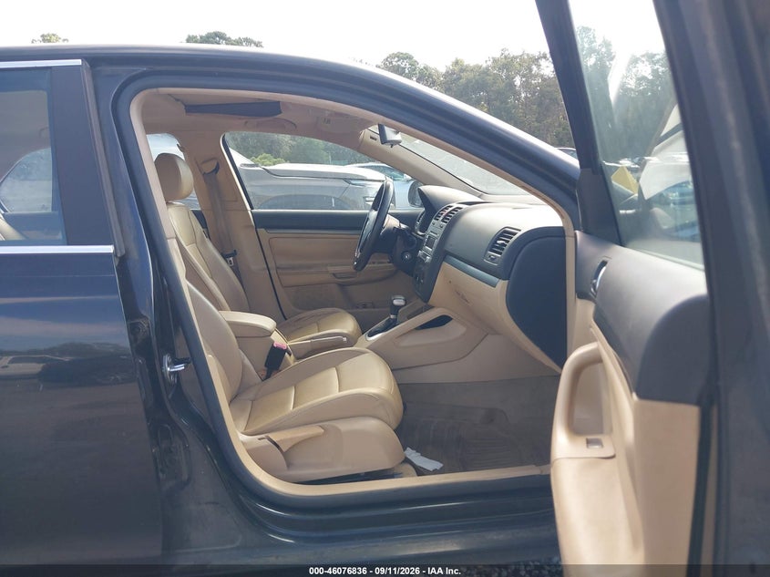 2008 VOLKSWAGEN JETTA auction photo 5