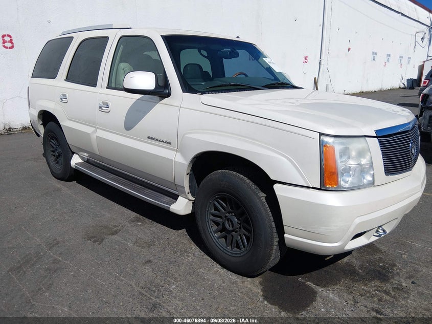 2002 CADILLAC ESCALADE auction photo 1