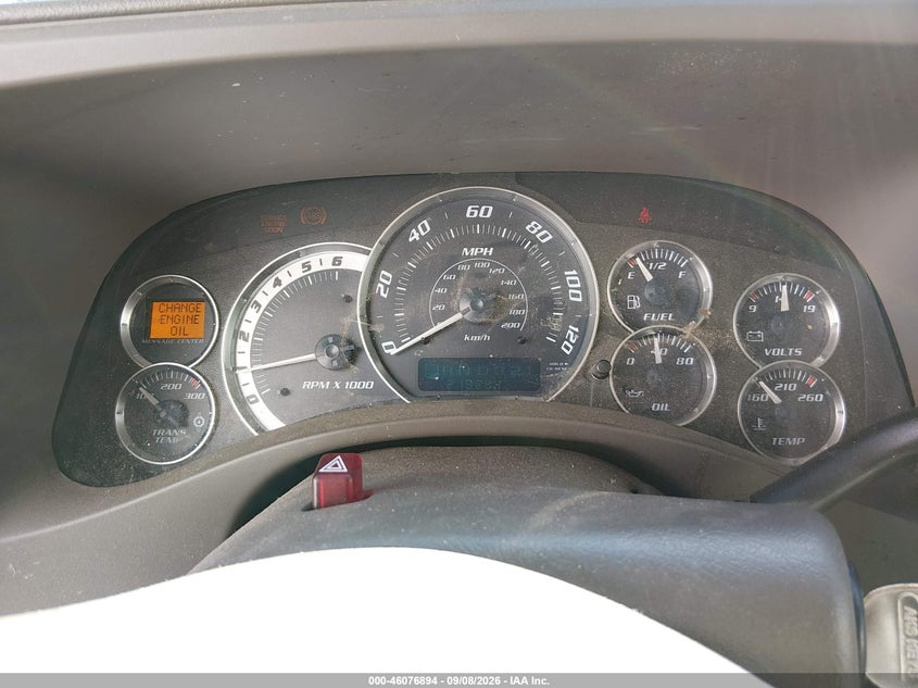 2002 CADILLAC ESCALADE auction photo 7