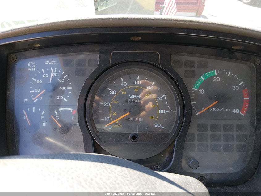 1998 NISSAN DIESEL UD2300 auction photo 5