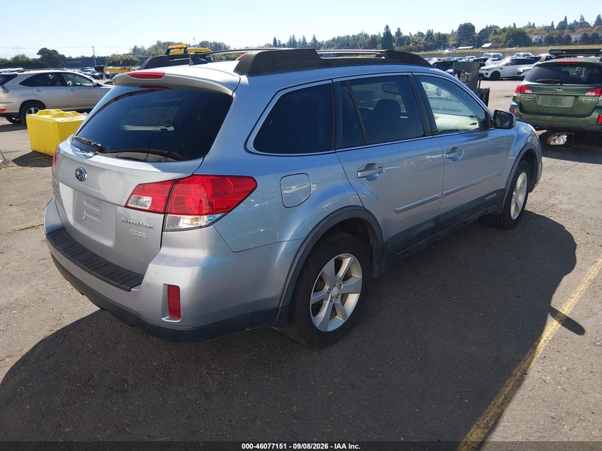 2014 SUBARU OUTBACK auction photo 4