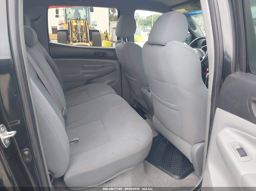 2008 TOYOTA TACOMA auction photo 8