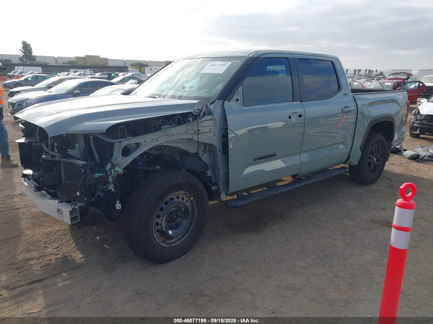 TOYOTA TUNDRA - zdjęcie 2