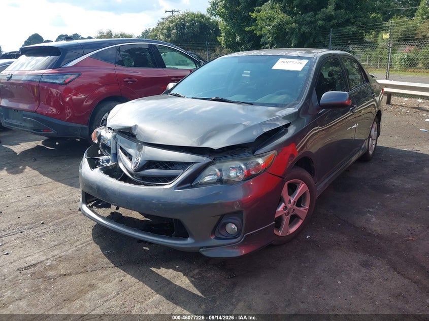 Vin: 2t1bu4ee5cc861502, lot: 46576773, toyota corolla s 20122