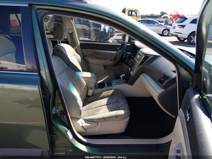 2012 SUBARU OUTBACK auction photo 5