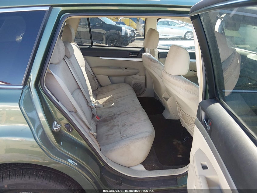 2012 SUBARU OUTBACK auction photo 8