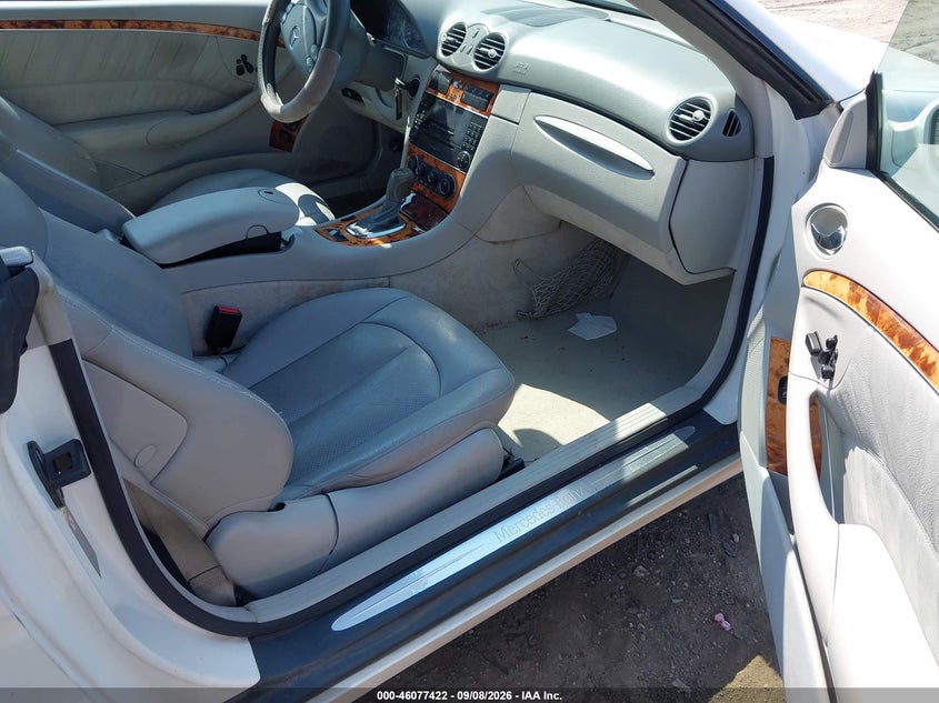 2005 MERCEDES-BENZ CLK 320 — zdjęcie 5