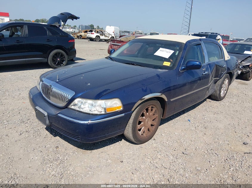 Vin: 2lnbl8cv8bx752308, lot: 46576972, lincoln town car signature limited 20112