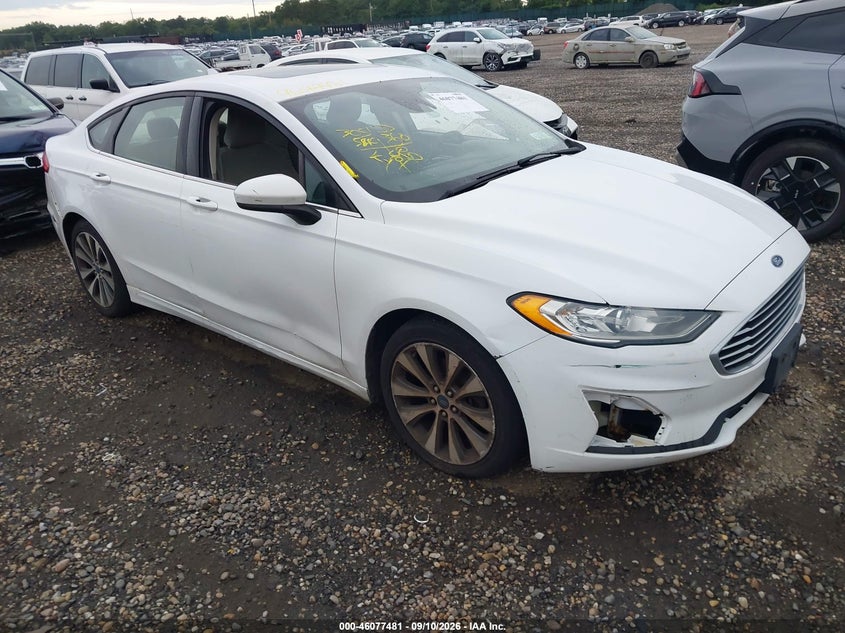 2019 FORD FUSION auction photo 1