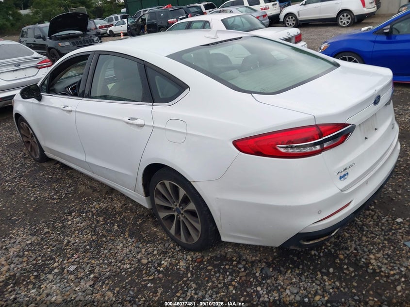2019 FORD FUSION auction photo 3
