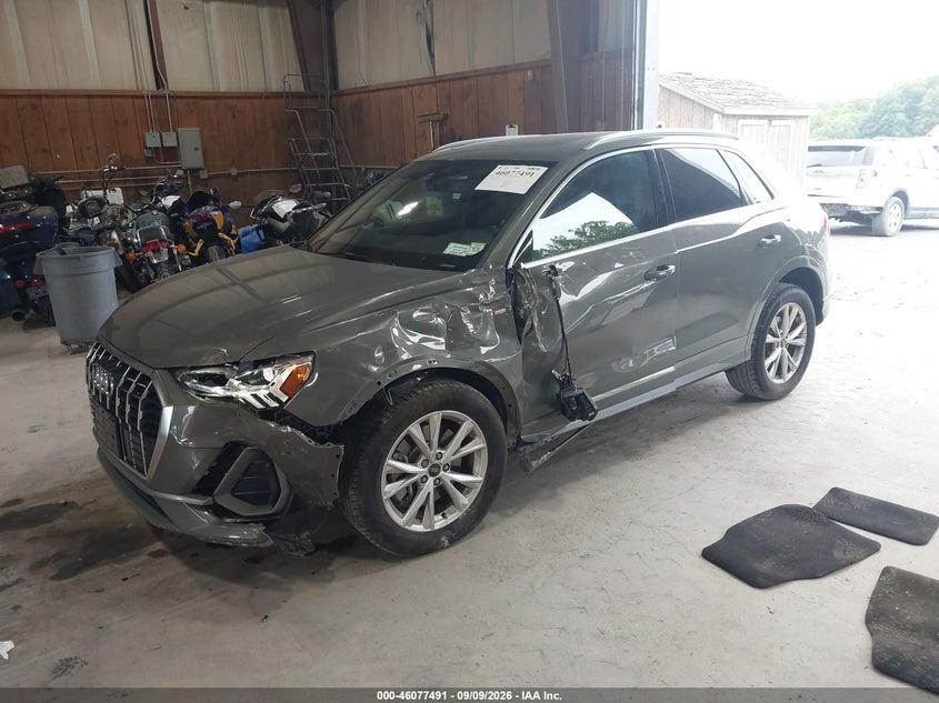 AUDI Q3 - zdjęcie 2