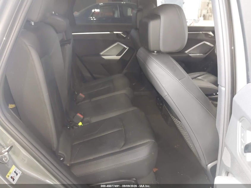 AUDI Q3 - zdjęcie 8