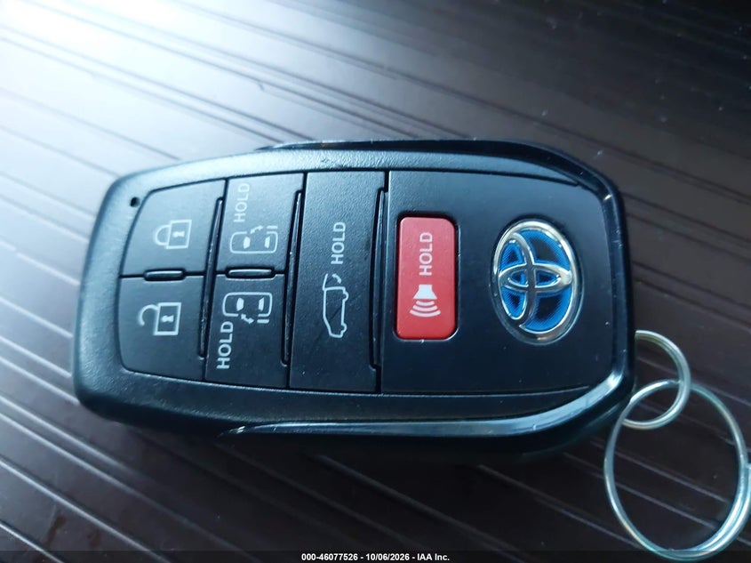 TOYOTA SIENNA - zdjęcie 11