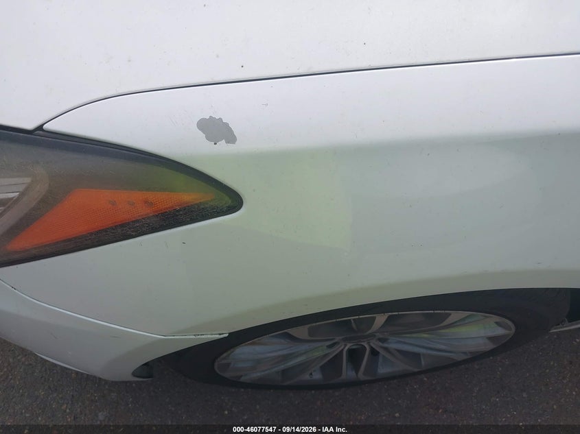 HYUNDAI GENESIS 2016 VIN KMHGN4JE1GU133687