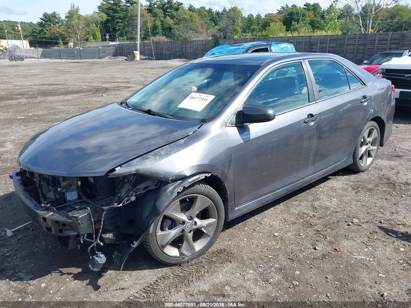 Vin: 4t1bf1fk4eu439431, lot: 46577098, toyota camry se sport 20142