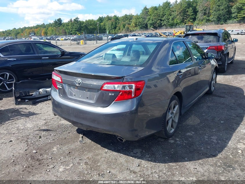 Vin: 4t1bf1fk4eu439431, lot: 46577098, toyota camry se sport 20144