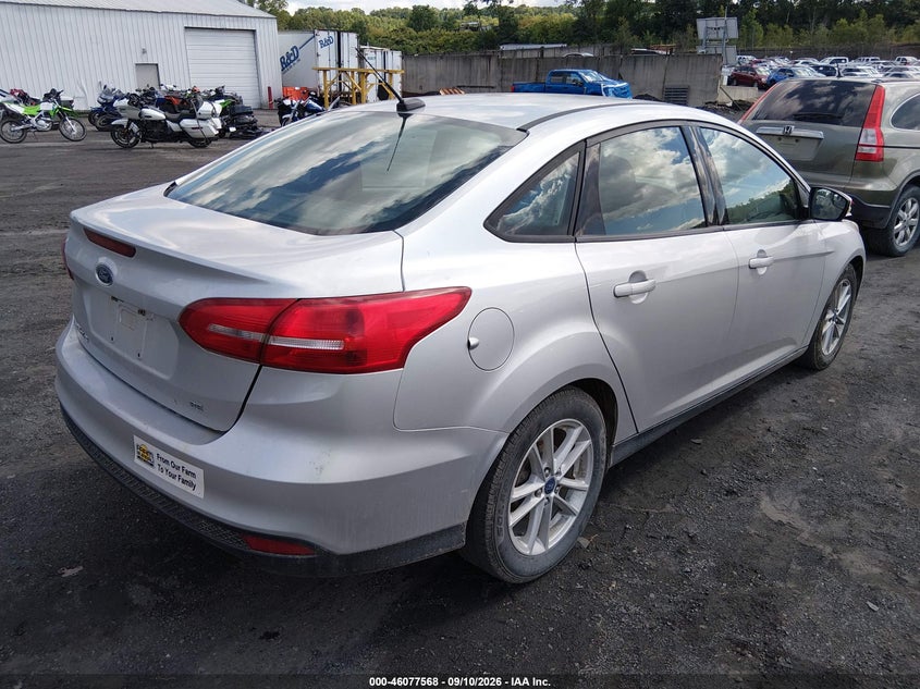 Vin: 1fadp3f28hl225774, lot: 46577116, ford focus se 20174