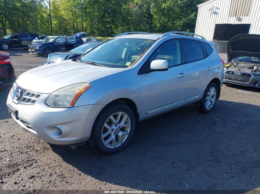 2011 NISSAN ROGUE auction photo 2