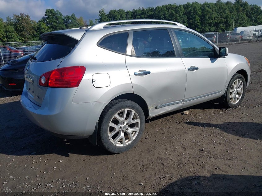 2011 NISSAN ROGUE auction photo 4