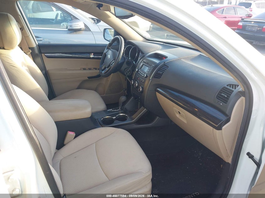 2012 KIA SORENTO auction photo 5