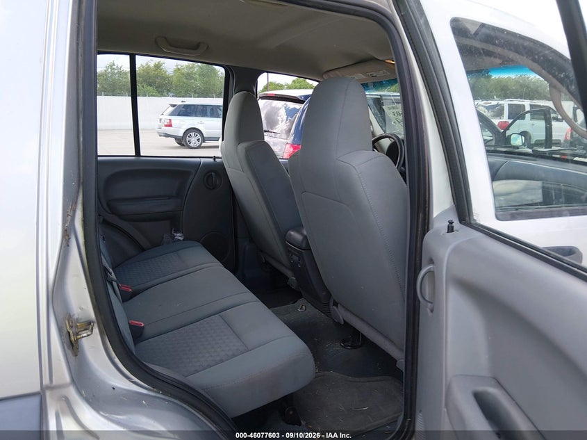 2007 JEEP LIBERTY auction photo 8