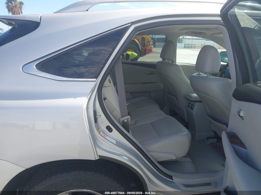 2010 LEXUS RX 350 auction photo 8