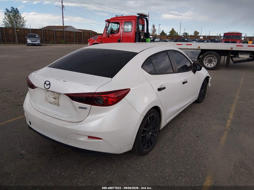 2016 MAZDA MAZDA3 auction photo 5