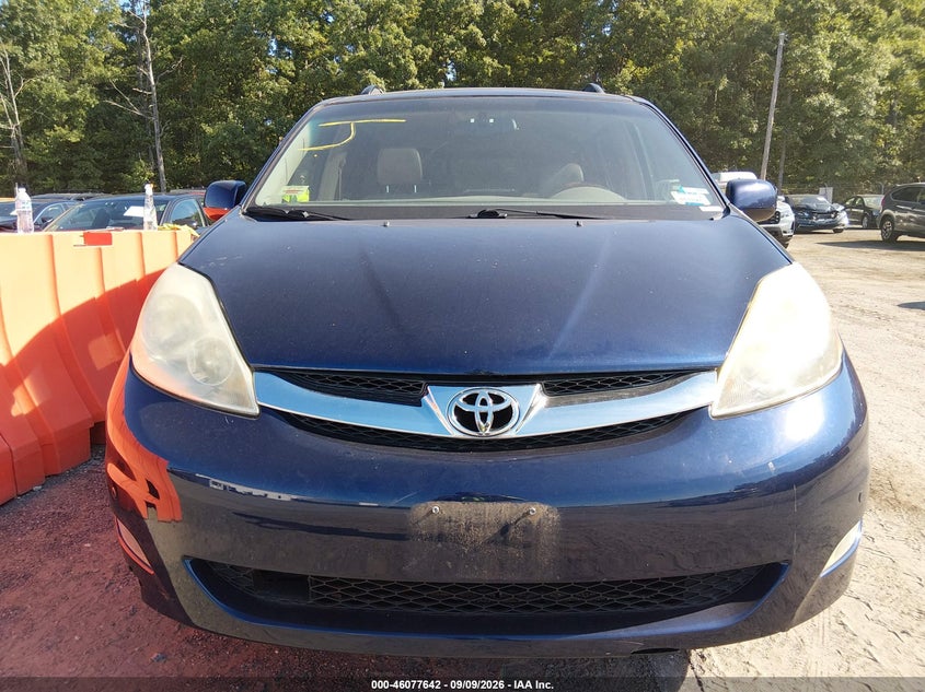 2006 TOYOTA SIENNA auction photo 6