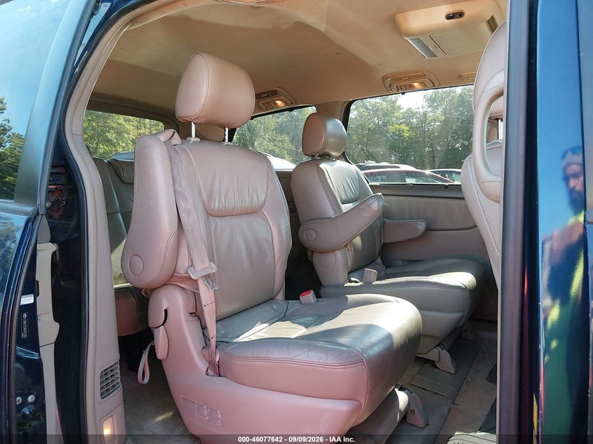 2006 TOYOTA SIENNA auction photo 8
