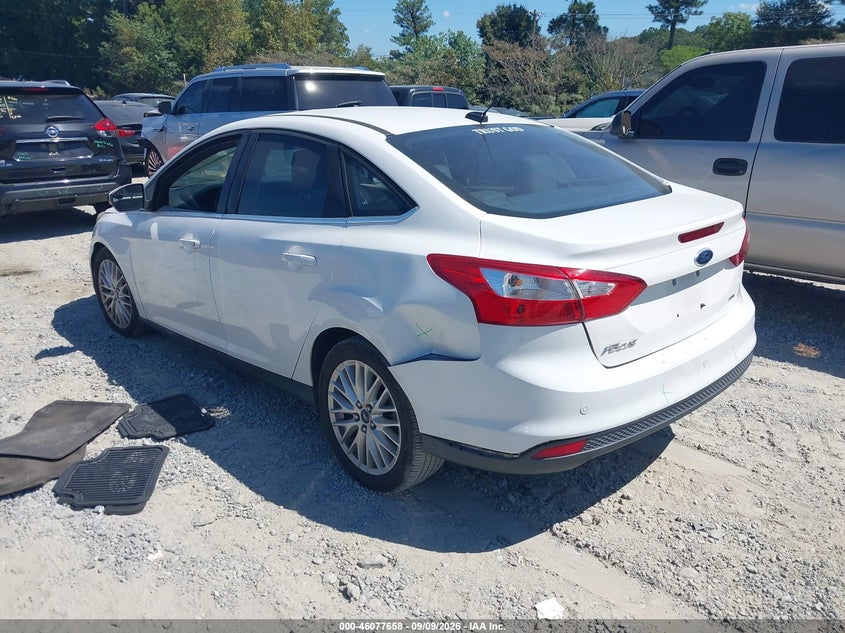 Vin: 1fahp3h27cl339028, lot: 46577205, ford focus sel 20123